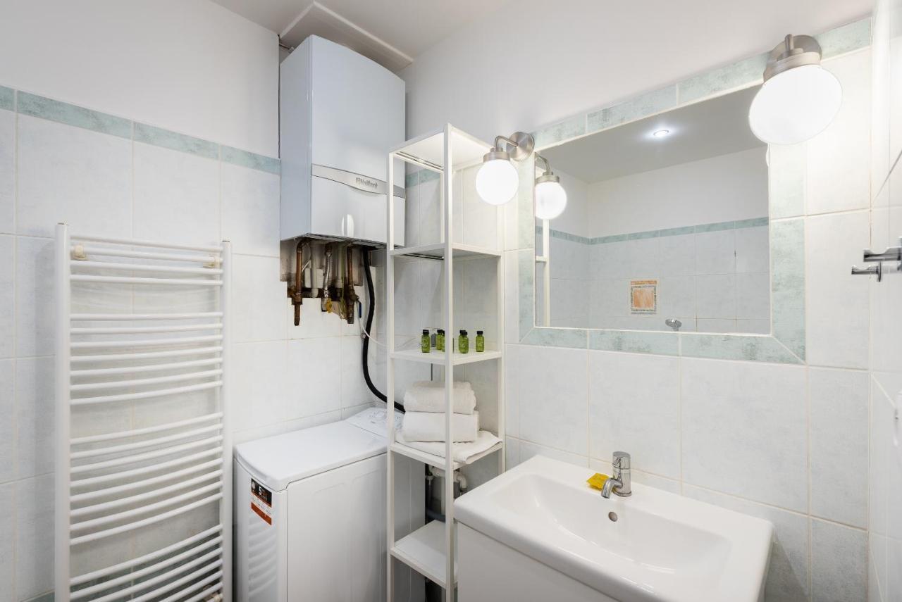 Budget Reznicka Apartment Praga Exterior foto