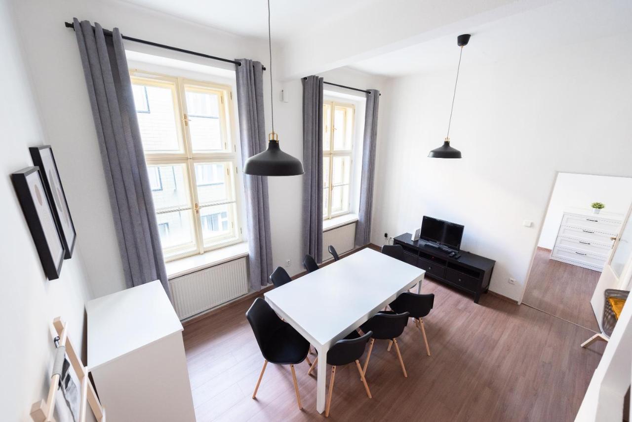 Budget Reznicka Apartment Praga Exterior foto